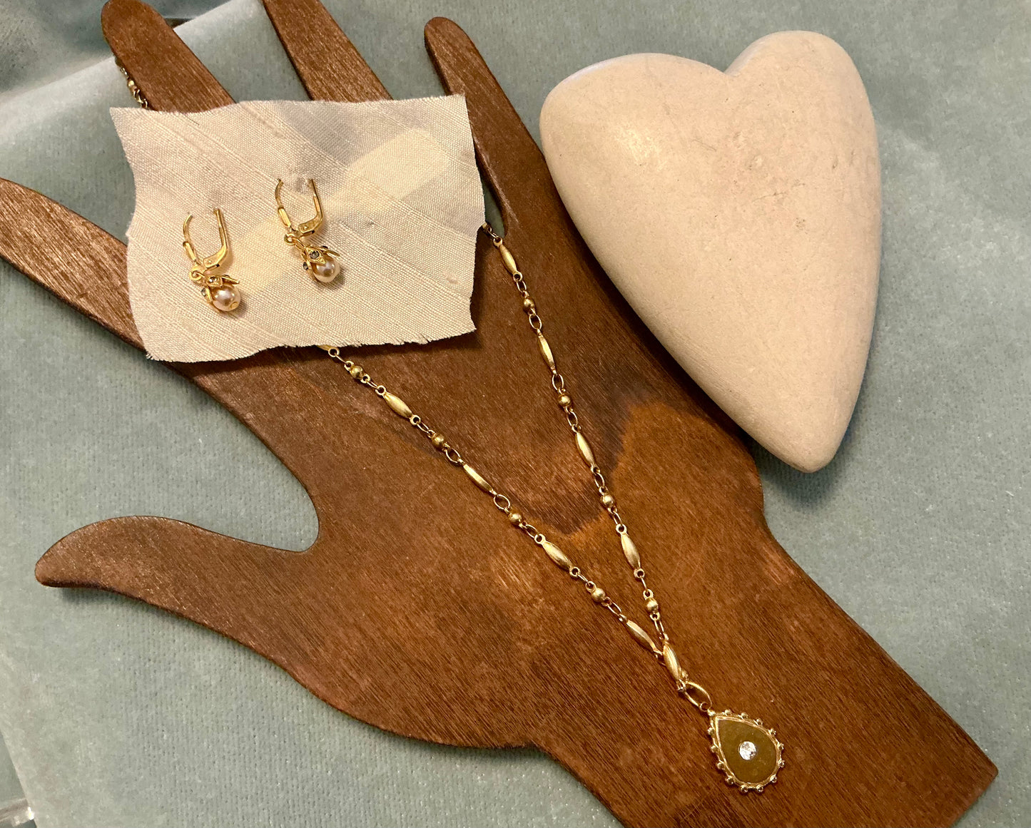 Teardrop Pendant Necklace
