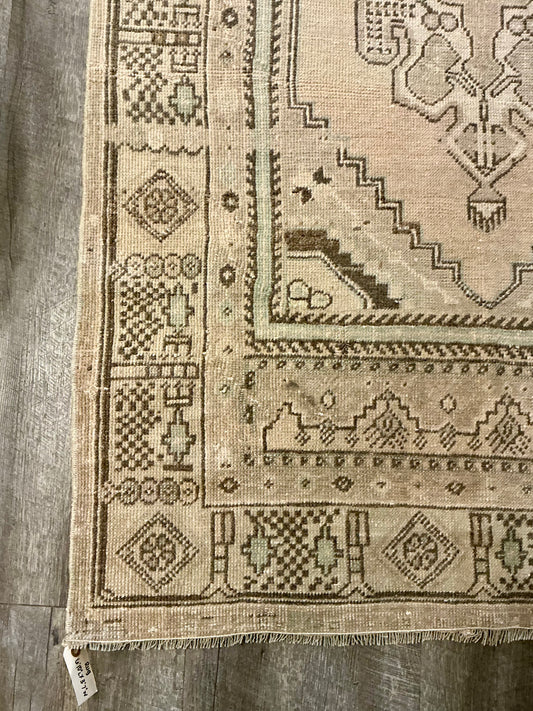 Vintage Rug 6' 10" L x 3' 7" W