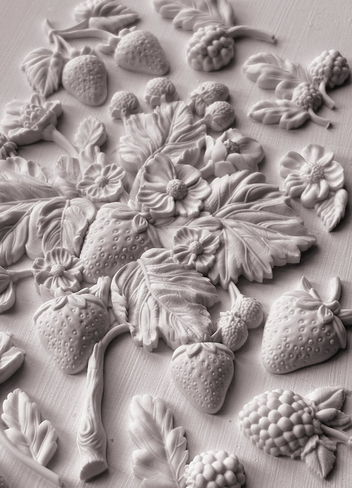 IOD Mould Wild Berries